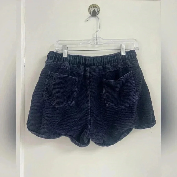 Blue high waisted corduroy short Size M TRENDING - Picture 2 of 2
